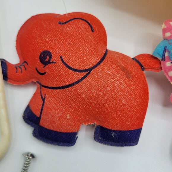 Vintage 1960's Dolly Toy Nursery Baby Crib Mobile In Box W/ Animals Non-Musical - Picture 11 of 16